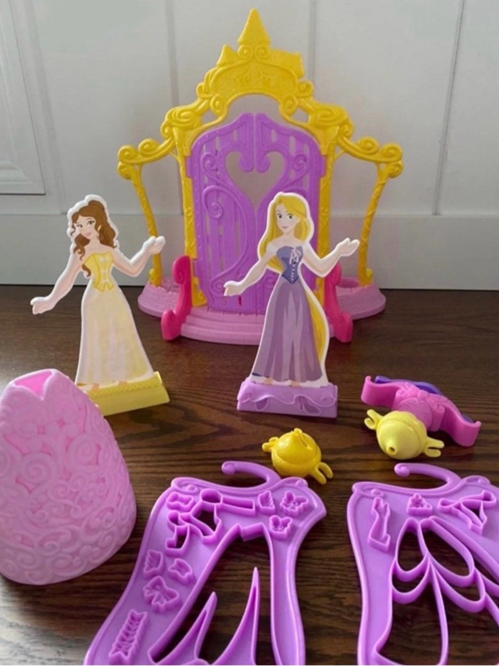 Play-Doh Disney Princess Design-a-Dress Boutique